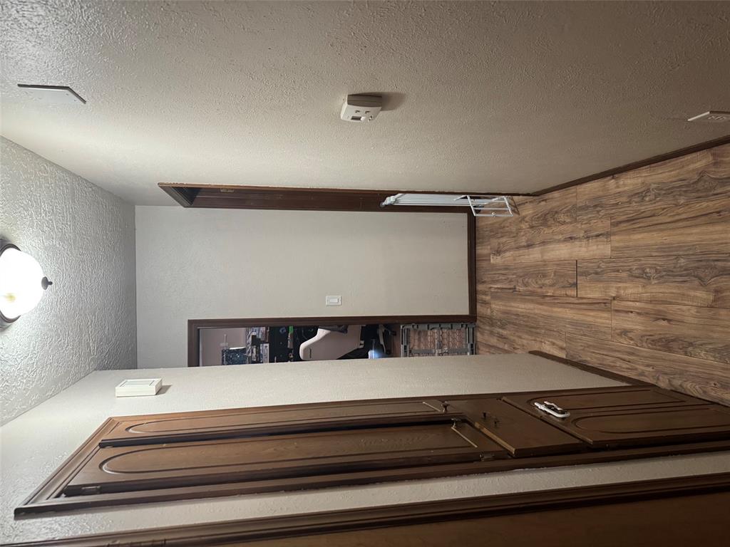 2230 Donna Drive 2232 Property Photo 14