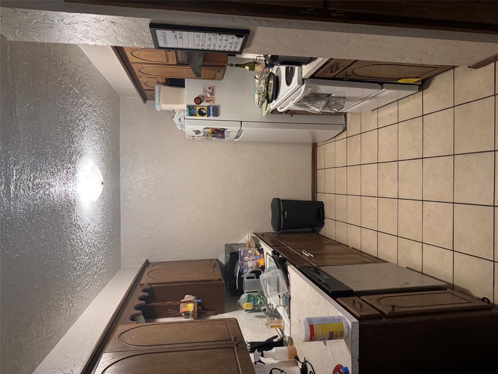 2230 Donna Drive 2232 Property Photo 20
