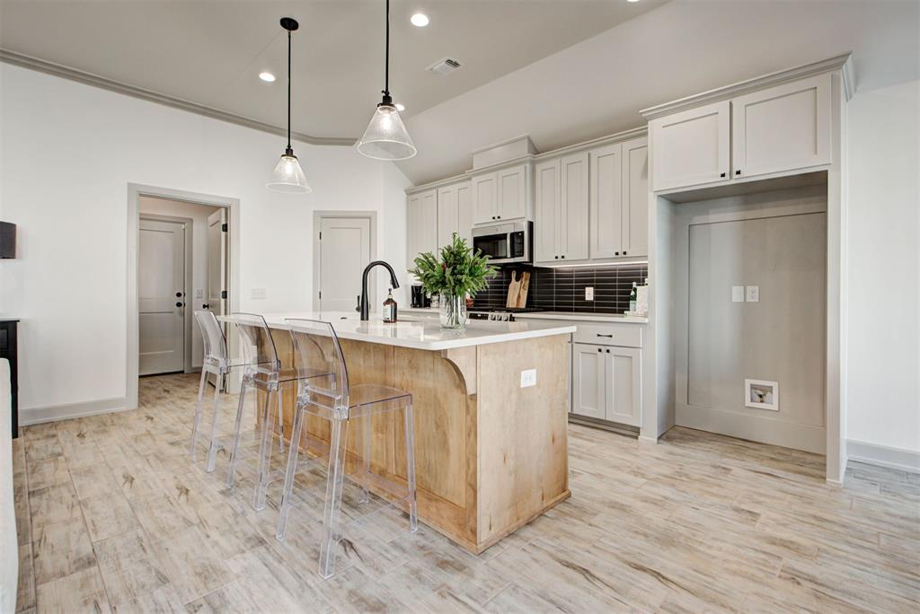 6025 Frankie Lynn Lane Property Photo 11