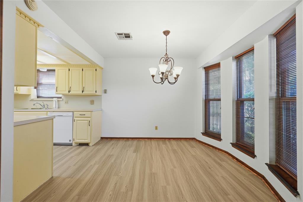 2219 N Flamingo Lane Property Photo 10