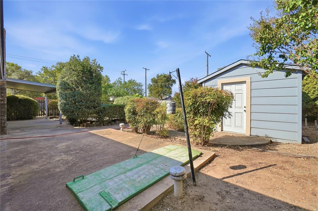 2219 N Flamingo Lane Property Photo 38