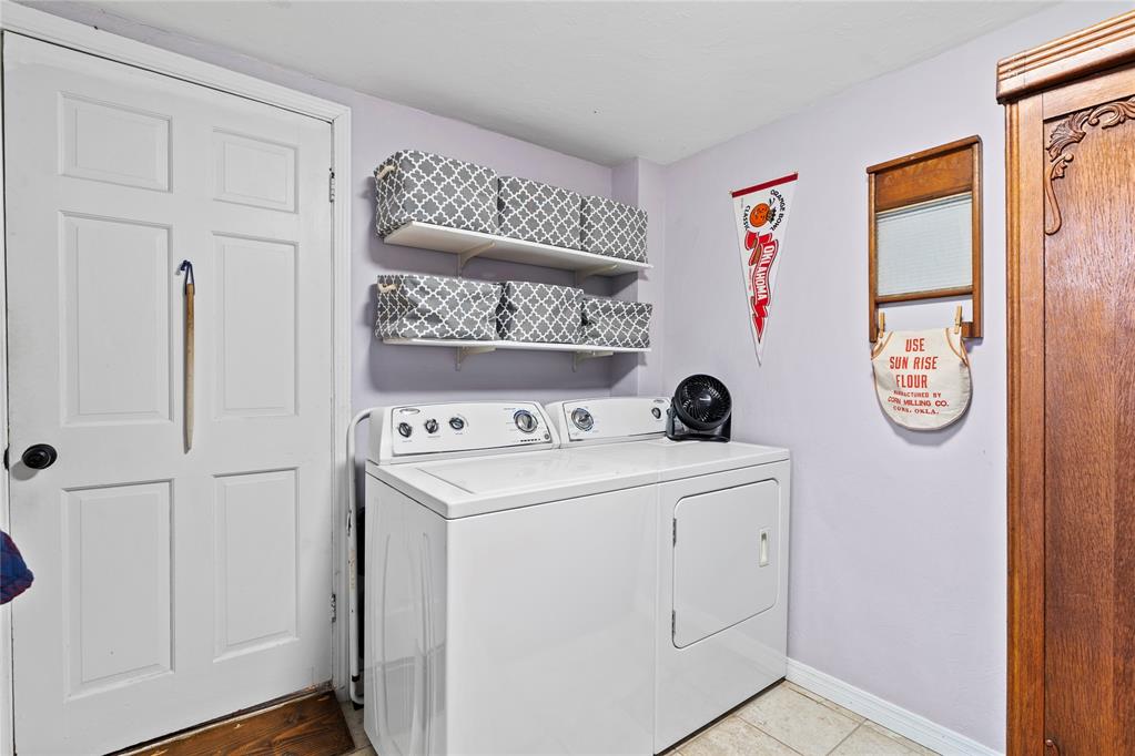 1105 Belford Avenue Property Photo 18