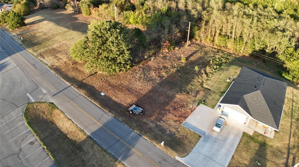 S 1004 S Dogwood St Street Property Photo 1