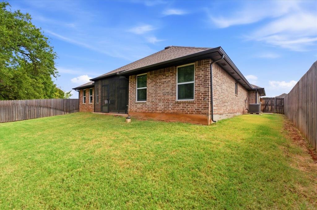 2301 Creekview Drive Property Photo 42