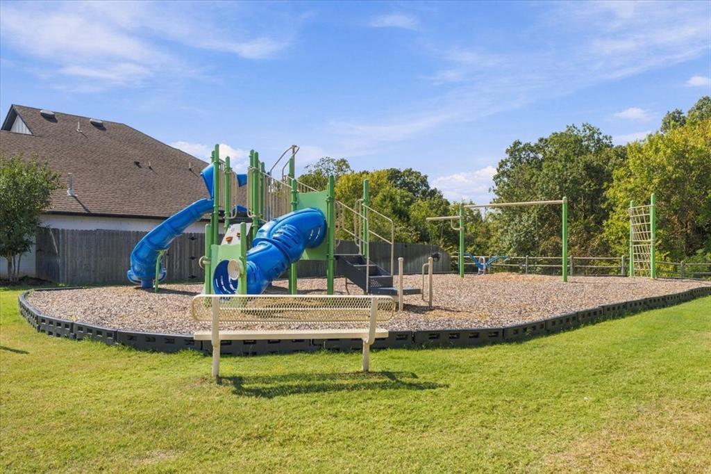 2301 Creekview Drive Property Photo 43