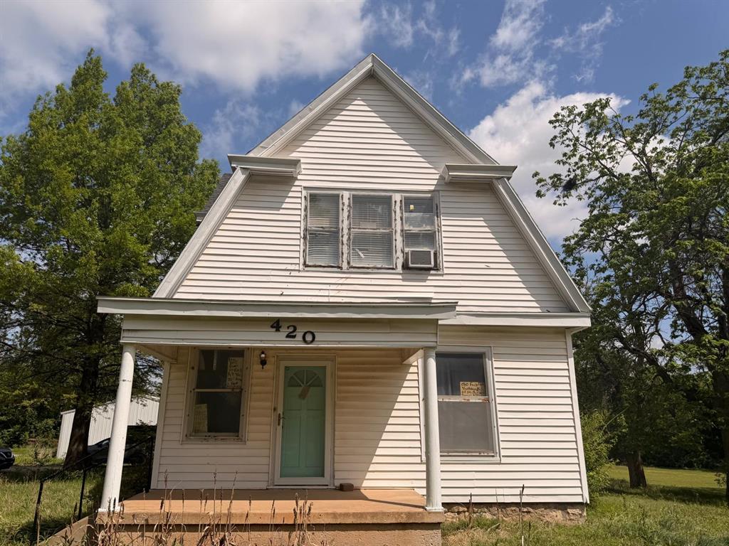 420 E Ferguson Avenue Property Photo 2