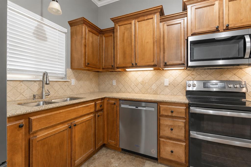 17308 Triana Drive Property Photo 13