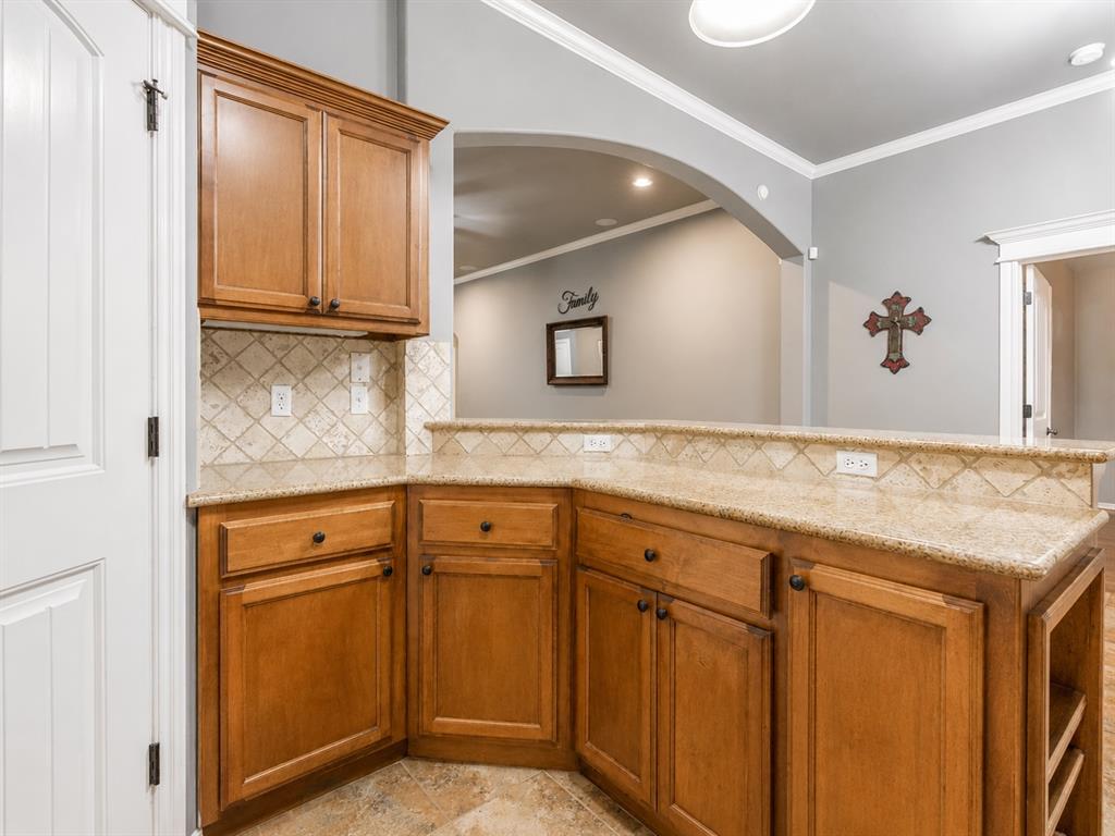 17308 Triana Drive Property Photo 14
