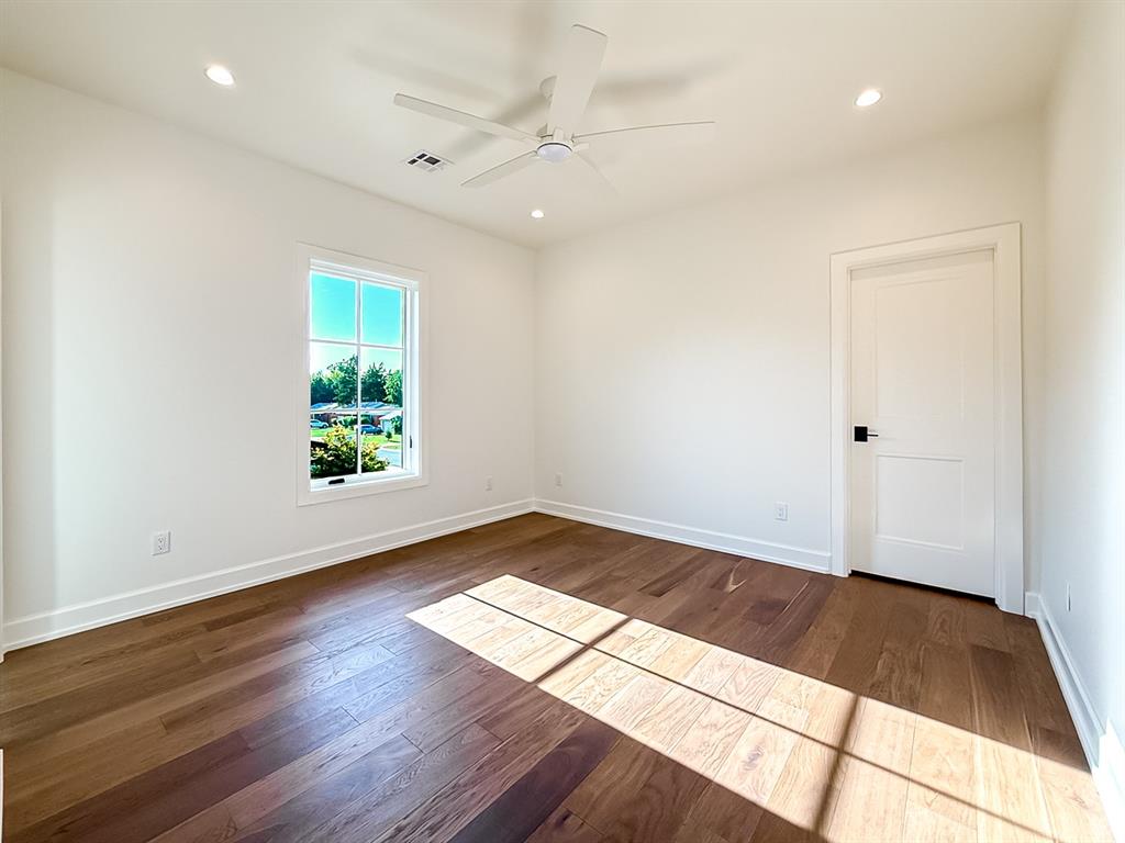 1738 Westchester Drive Property Photo 22