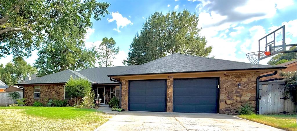 3918 Brookhollow Road Property Photo 1