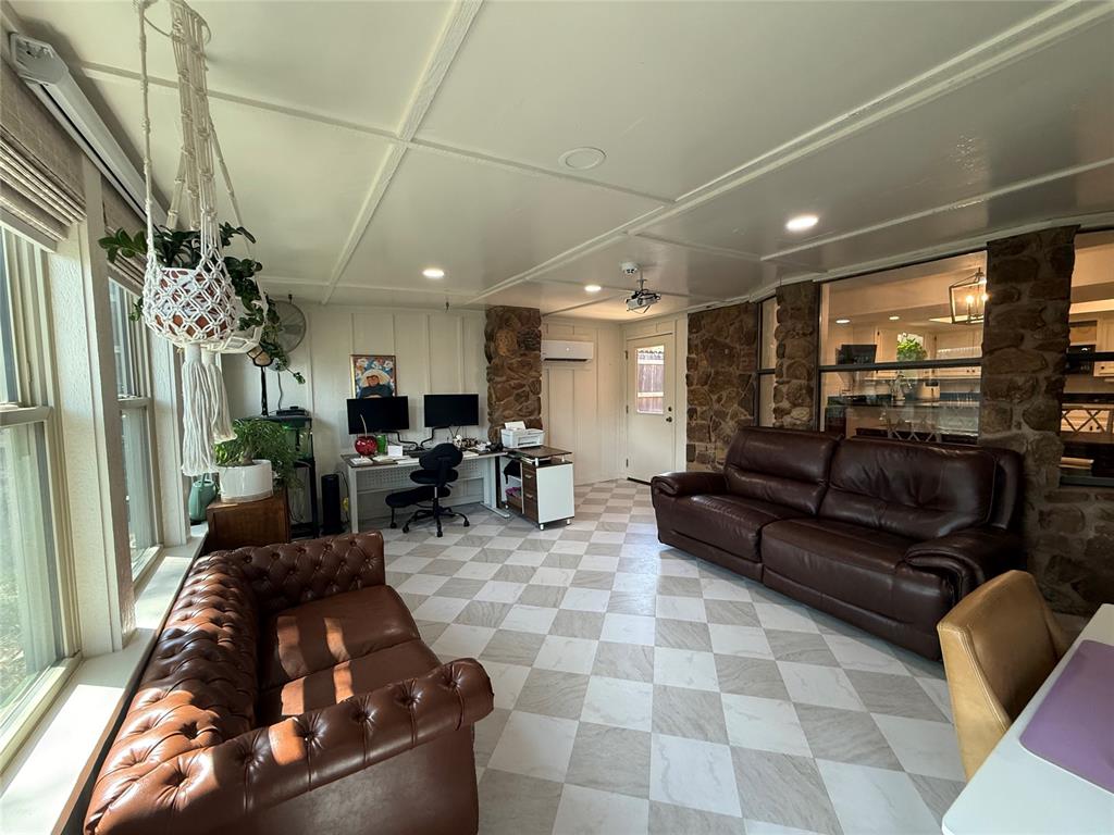 3918 Brookhollow Road Property Photo 22
