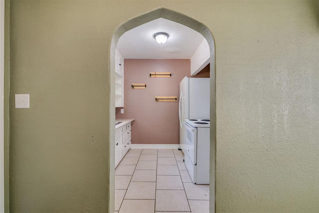 1125 Nw 49th Street Property Photo 9