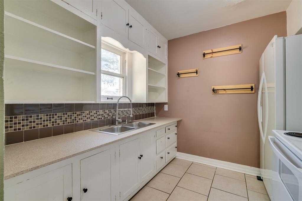 1125 Nw 49th Street Property Photo 10