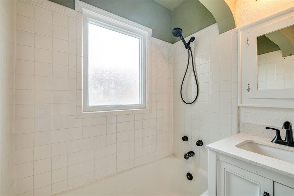 1125 Nw 49th Street Property Photo 16