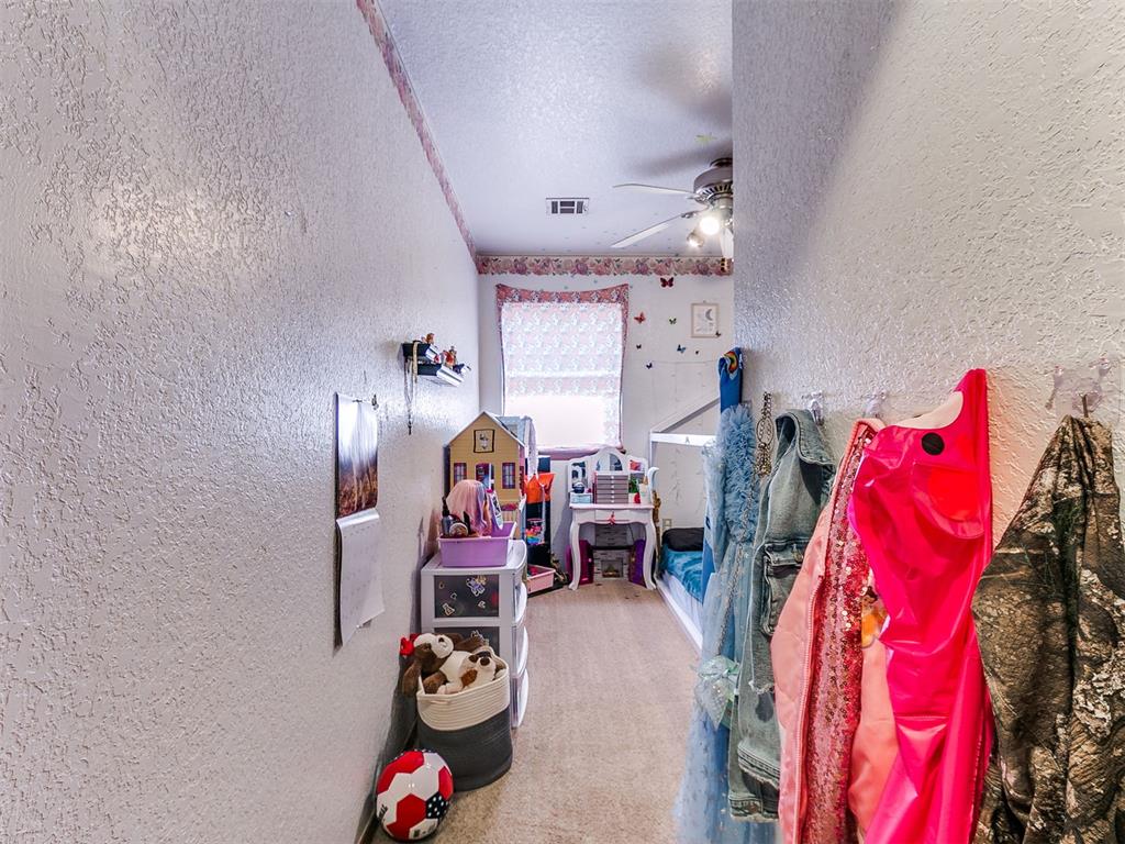 16 Bellgate Drive Property Photo 11