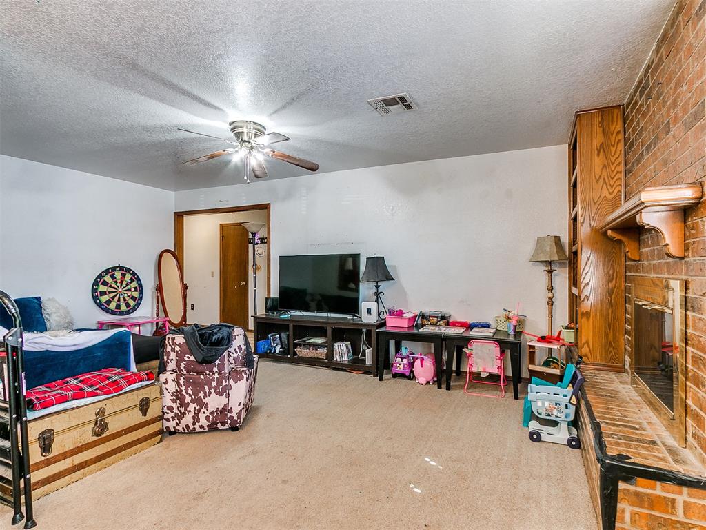 16 Bellgate Drive Property Photo 22