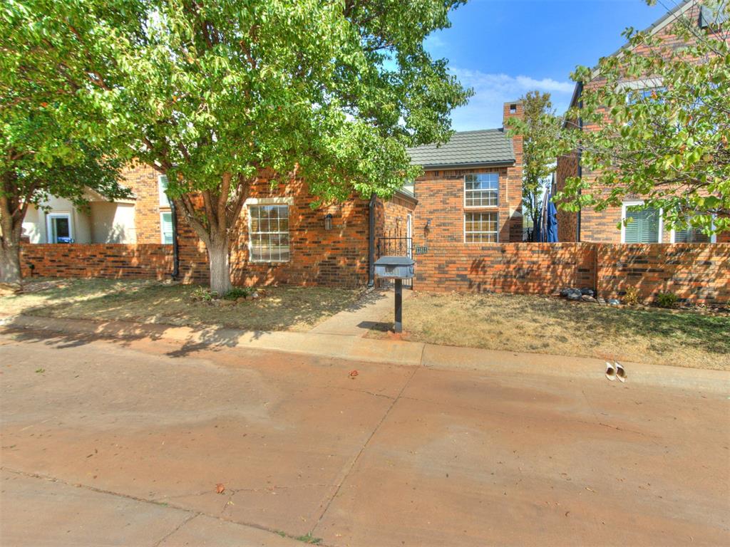 11811 Springhollow Road Property Photo 1