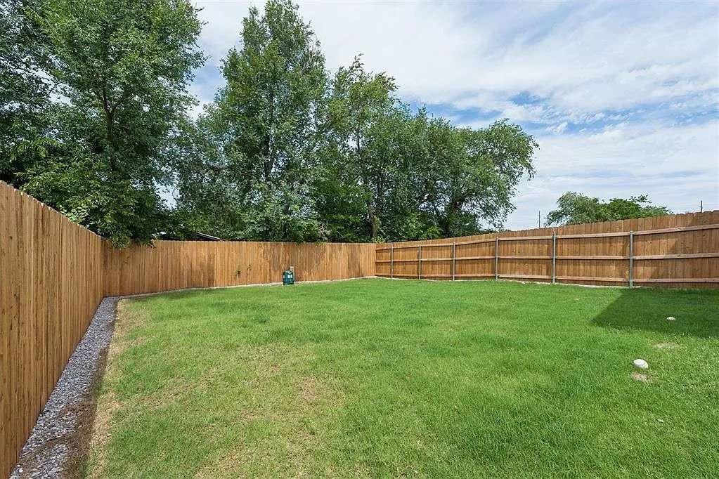 4617 S East Avenue Property Photo 48