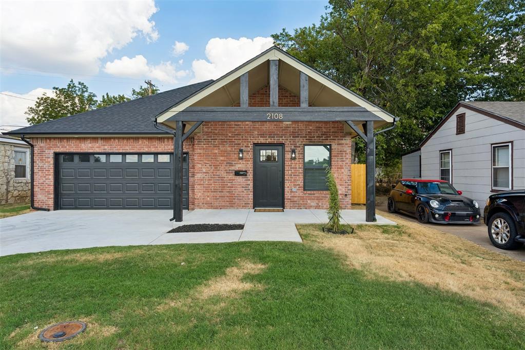 2108 S Air Depot Boulevard Property Photo 1