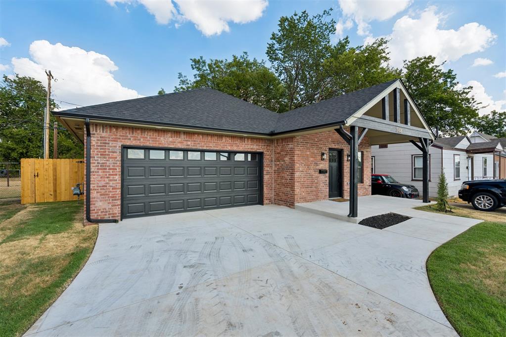 2108 S Air Depot Boulevard Property Photo 5
