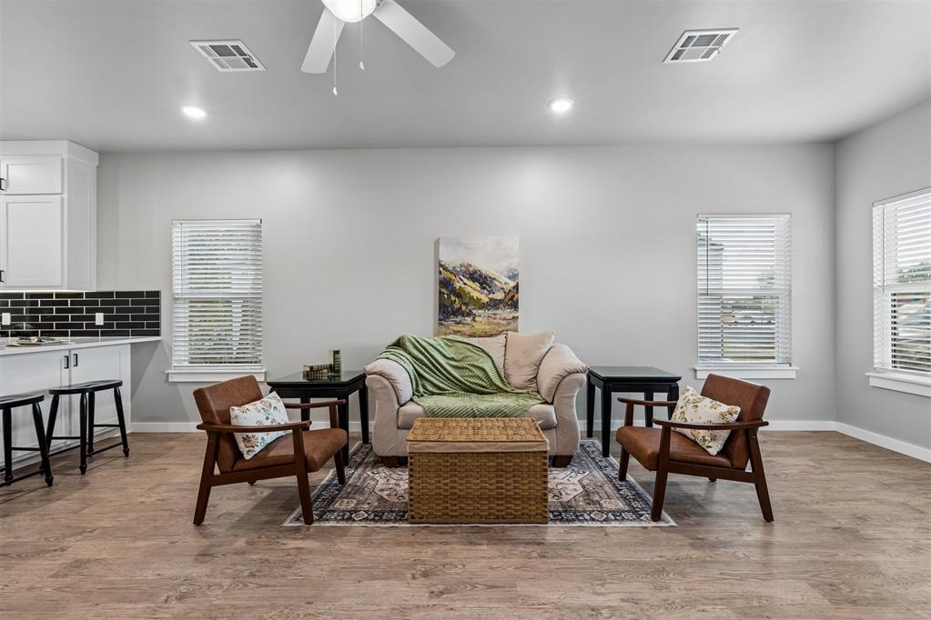 2108 S Air Depot Boulevard Property Photo 10