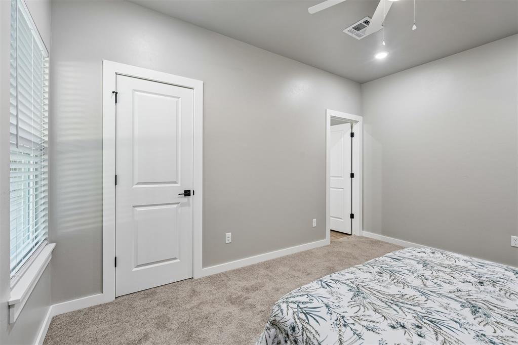 2108 S Air Depot Boulevard Property Photo 21