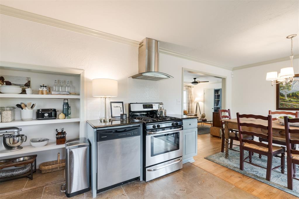 1512 Downing Street Property Photo 21