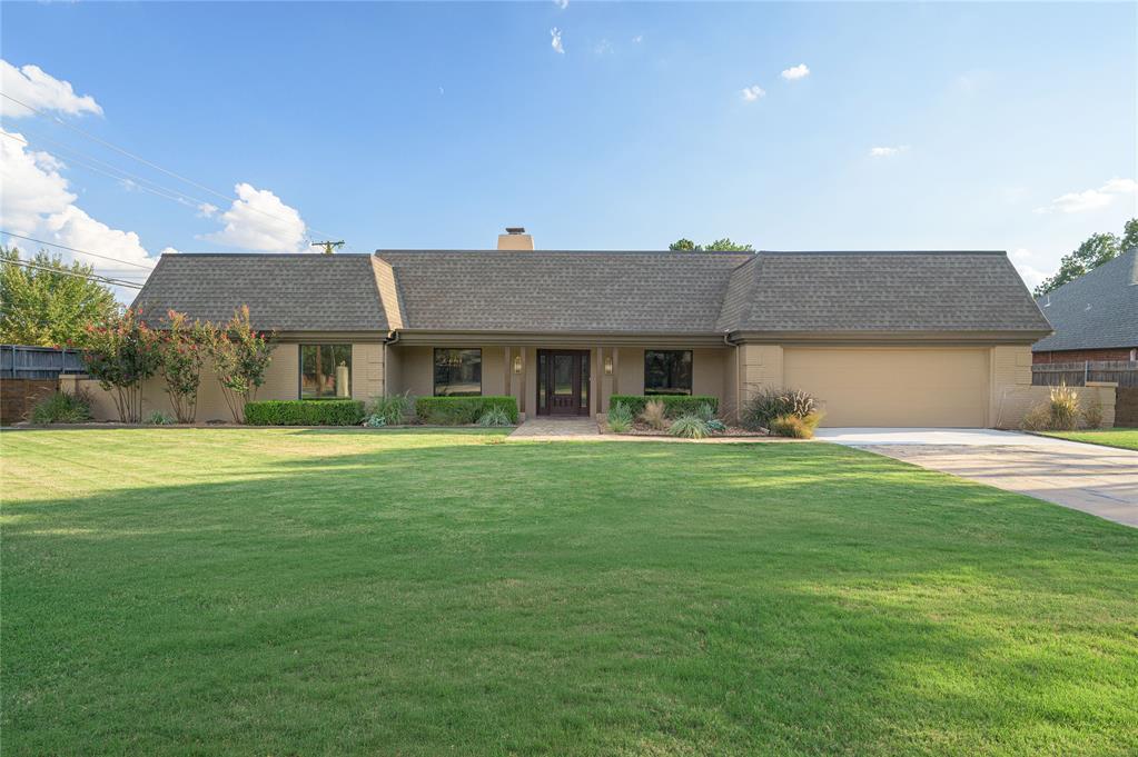 2900 Drakestone Avenue Property Photo 1