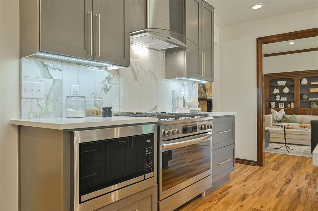 2900 Drakestone Avenue Property Photo 17
