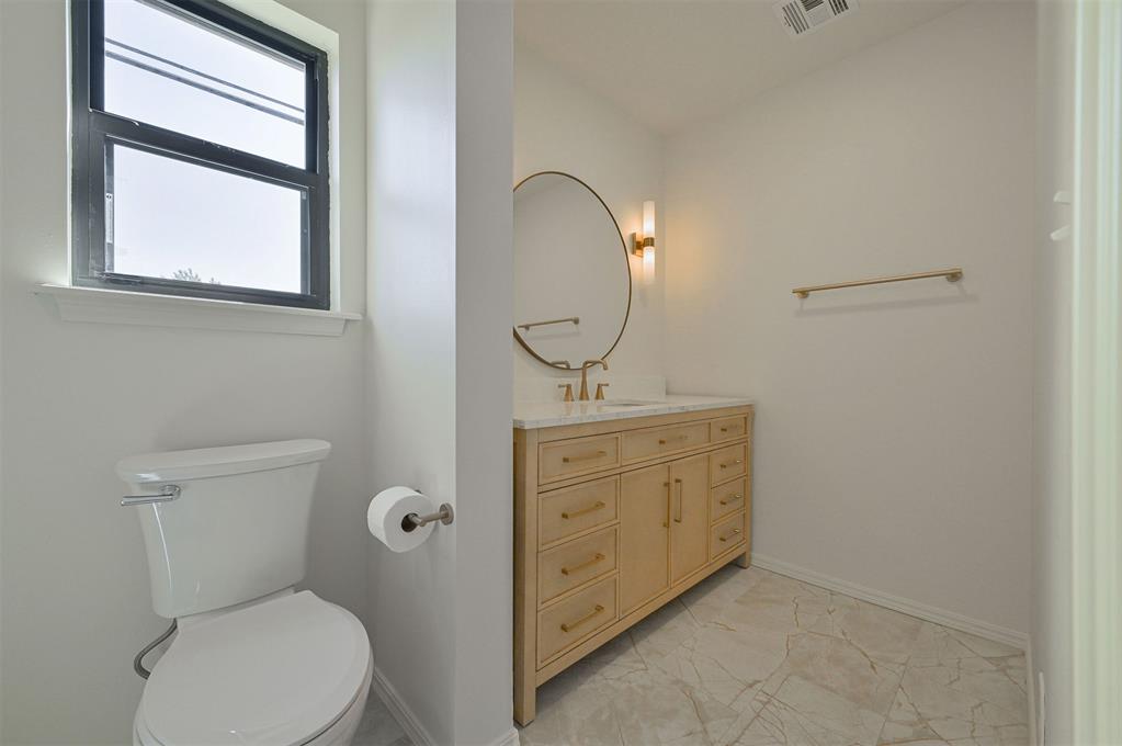 2900 Drakestone Avenue Property Photo 36