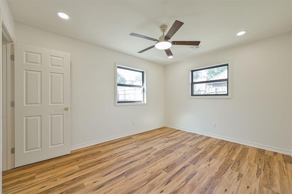2900 Drakestone Avenue Property Photo 39