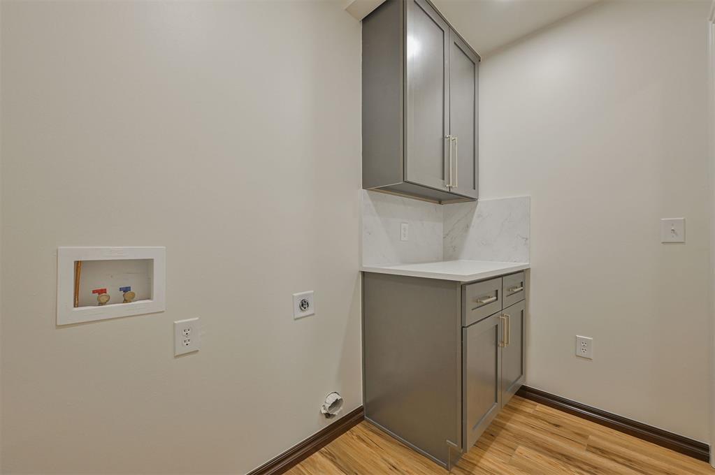 2900 Drakestone Avenue Property Photo 43