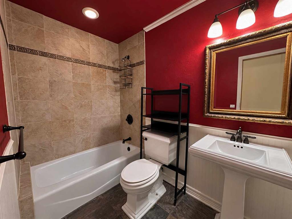 804 Lakeside Circle Property Photo 13