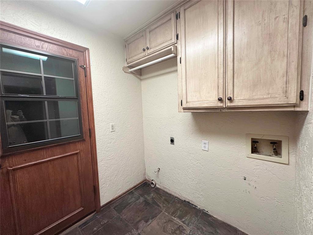 804 Lakeside Circle Property Photo 14