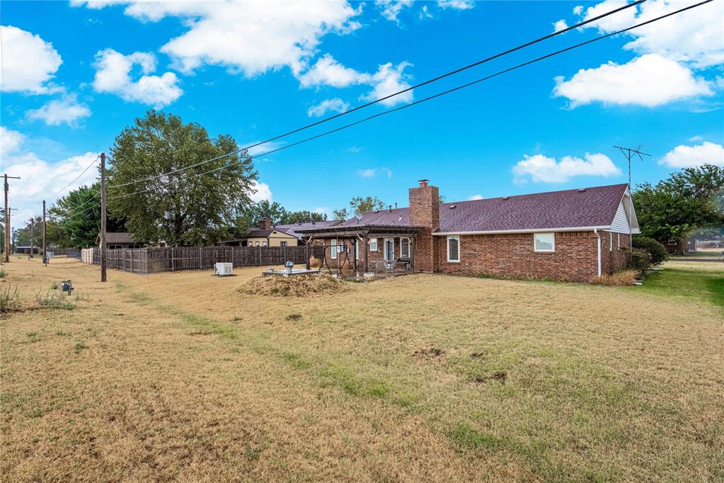 805 Villa Drive Property Photo 9