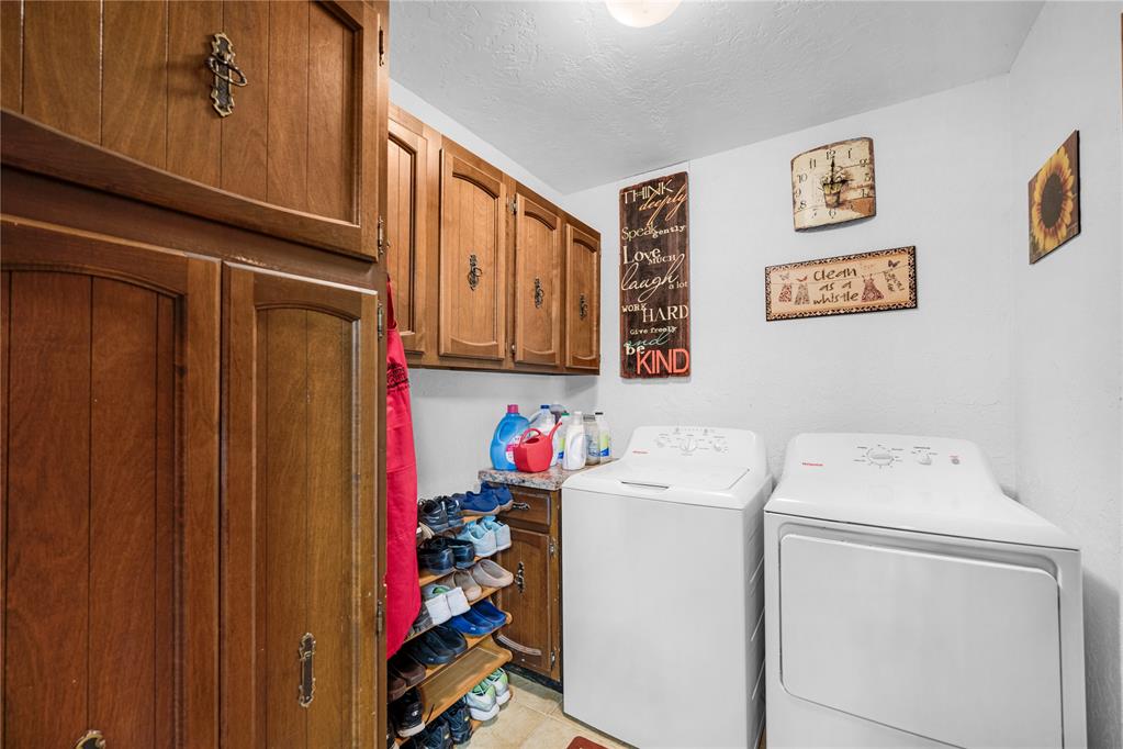 805 Villa Drive Property Photo 10