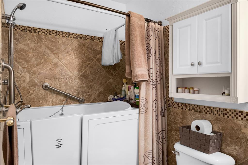 805 Villa Drive Property Photo 26