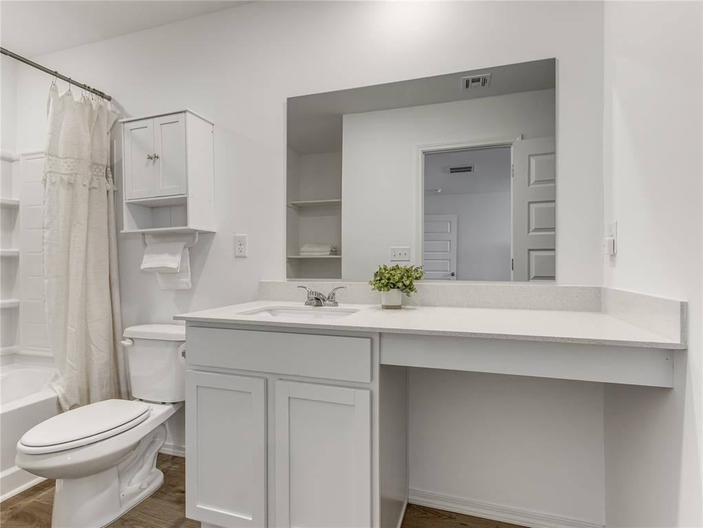 3856 Ada Avenue Property Photo 12