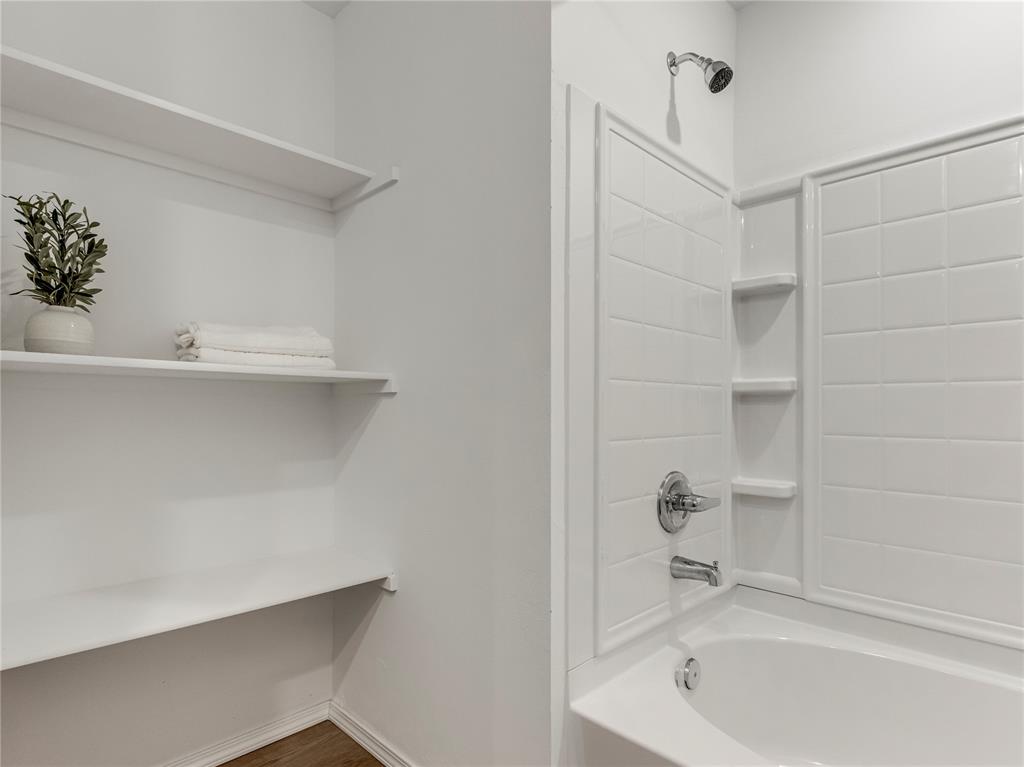 3856 Ada Avenue Property Photo 13