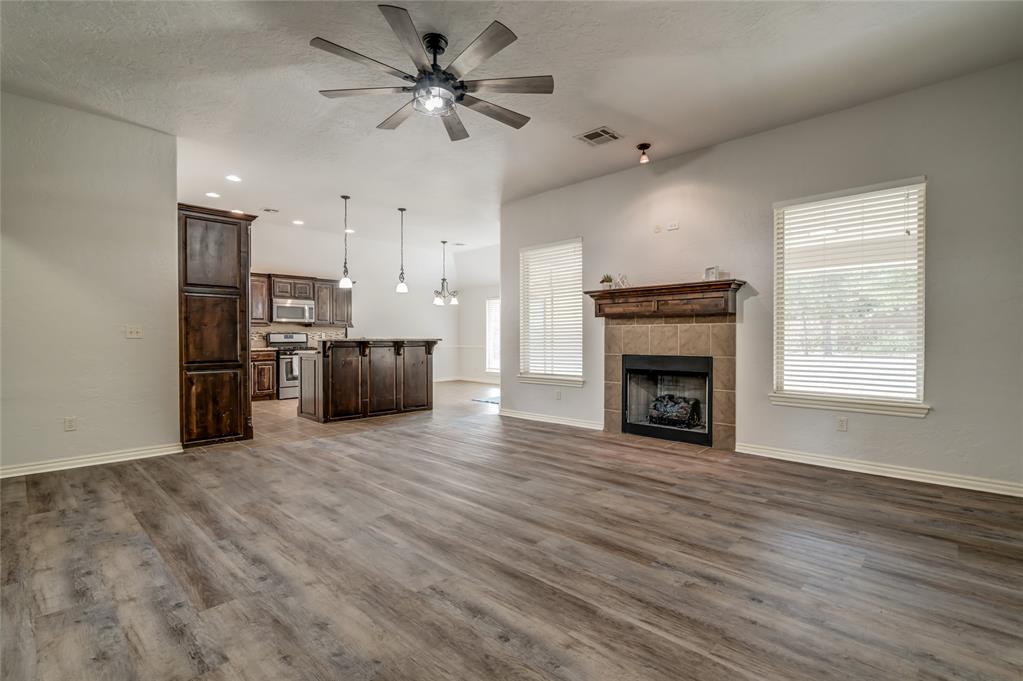 876 Crooked Oak Circle Property Photo 4