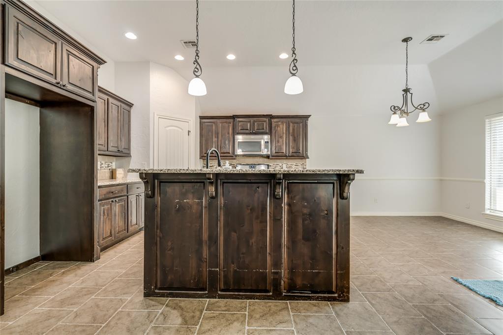 876 Crooked Oak Circle Property Photo 10