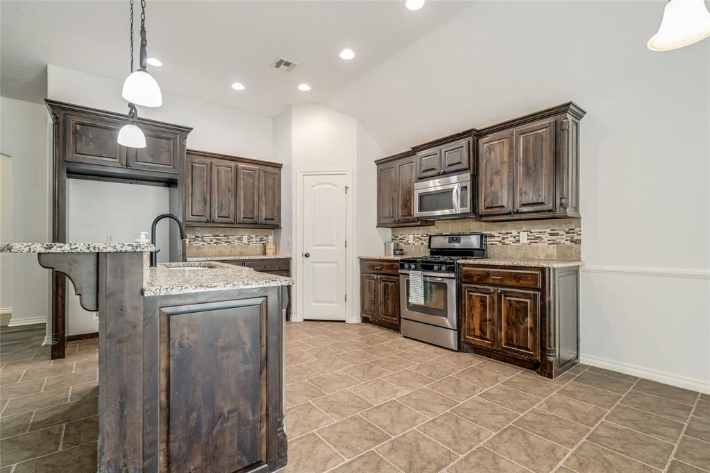 876 Crooked Oak Circle Property Photo 11