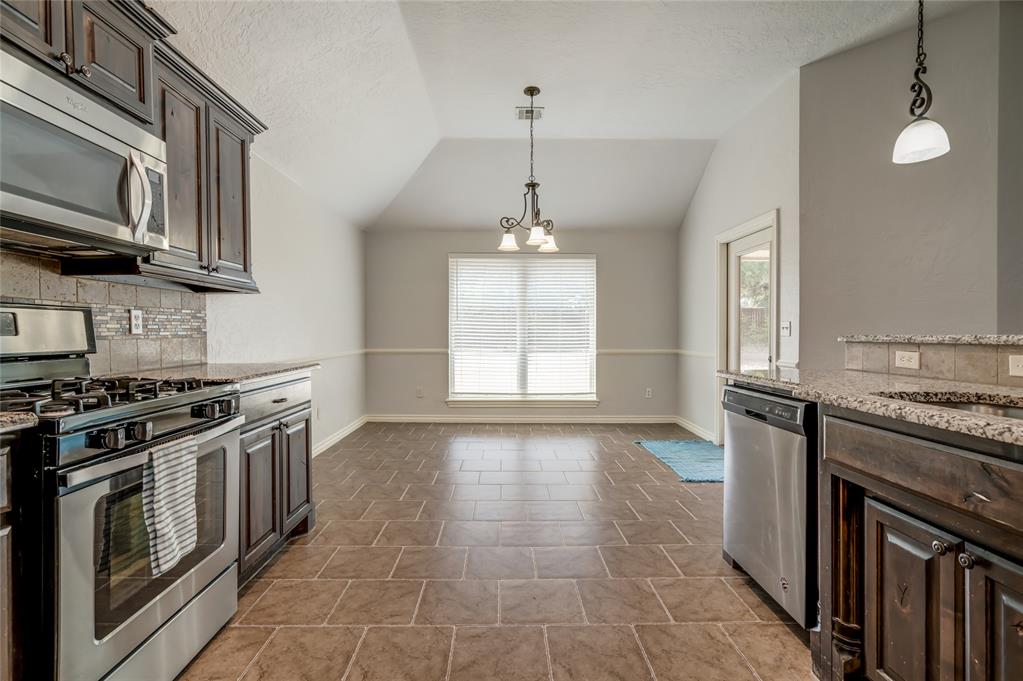 876 Crooked Oak Circle Property Photo 14