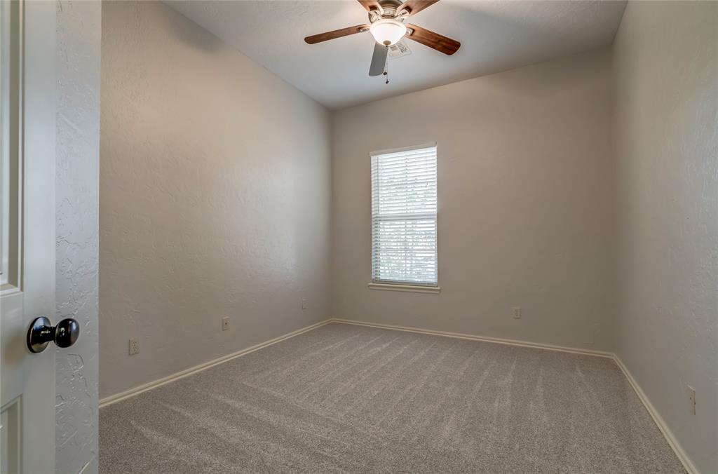 876 Crooked Oak Circle Property Photo 26