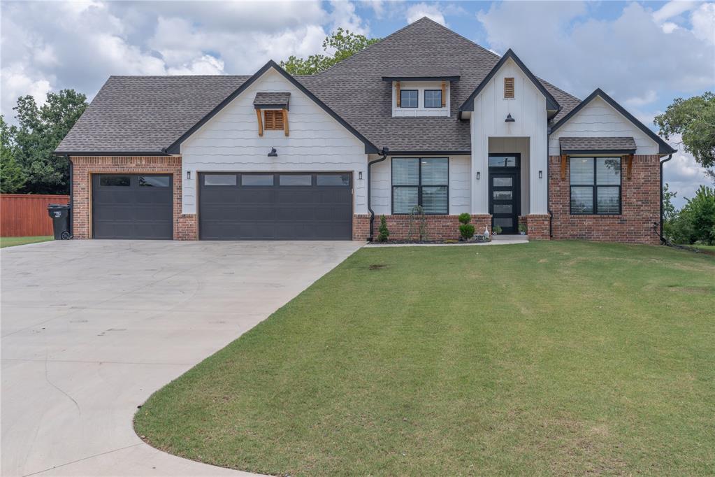 2408 Blackjack Court Property Photo 2
