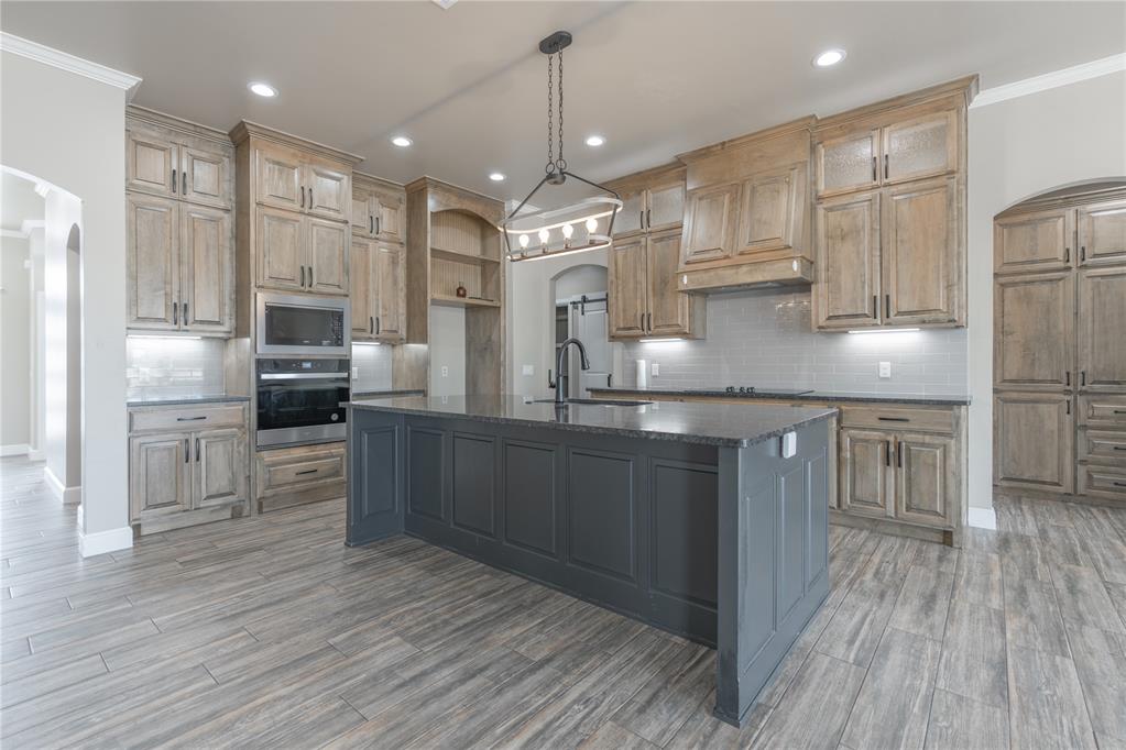 2408 Blackjack Court Property Photo 4