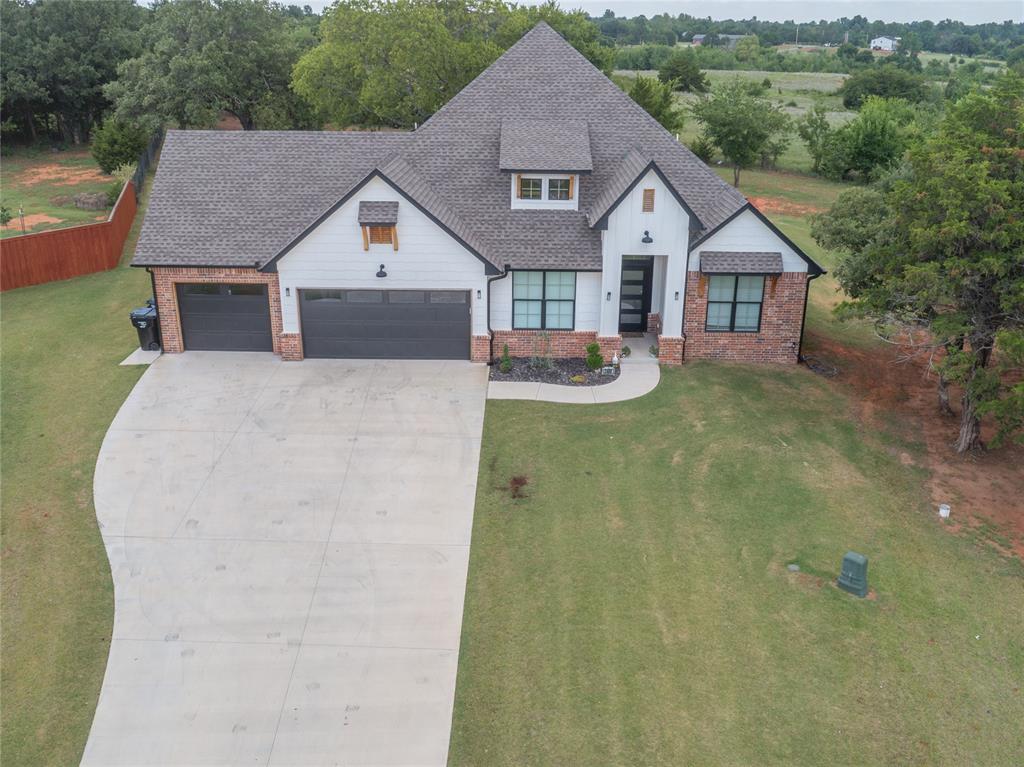 2408 Blackjack Court Property Photo 7