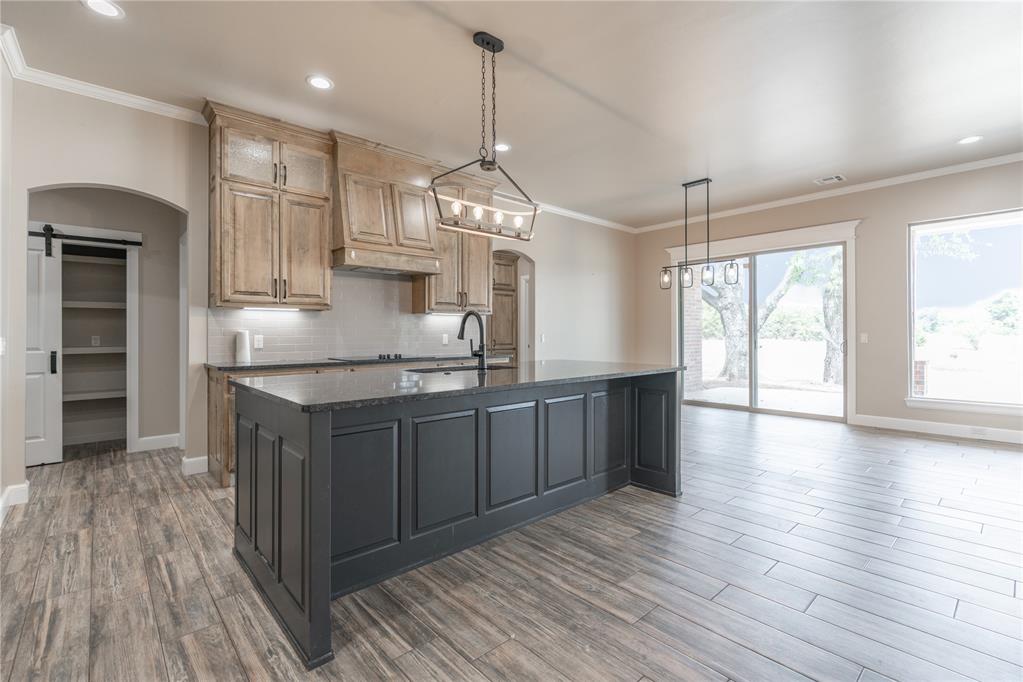 2408 Blackjack Court Property Photo 13