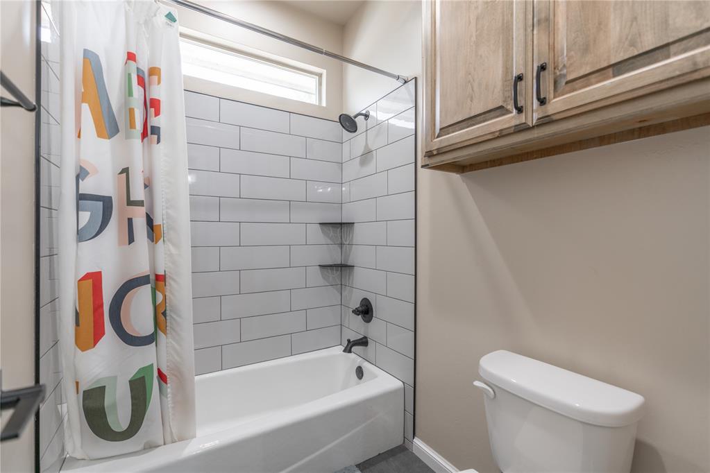 2408 Blackjack Court Property Photo 28