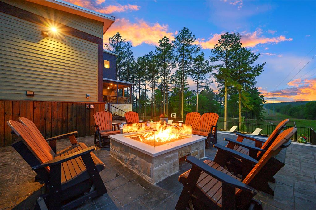 375 Boulder Way Property Photo 6